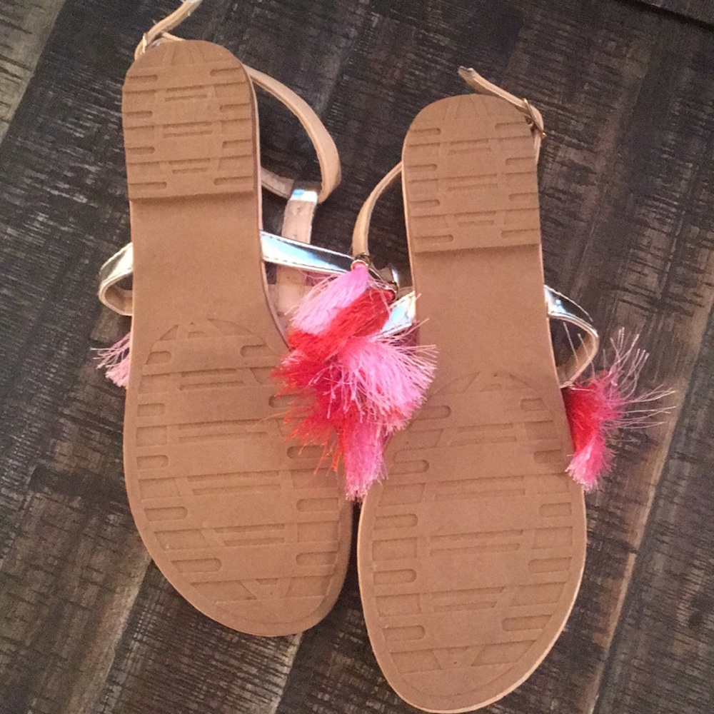 Sandals - Picture 4 of 4